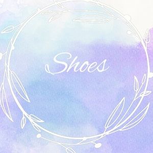 Women’s shoes